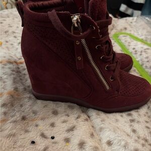 Women's Burgundy Wedge Sneakers